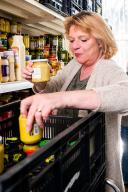 Eten in kratten doen